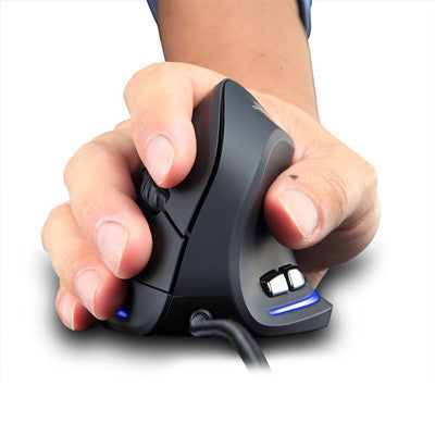 Vertical Gaming Mouse for Comfort and Control