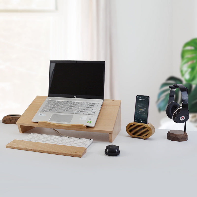 Sleek Wooden Headphone Stand for a Clean, Modern Setup