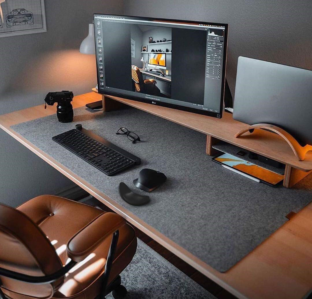Work or Game in Comfort – Ergonomic Gel Mouse Pad
